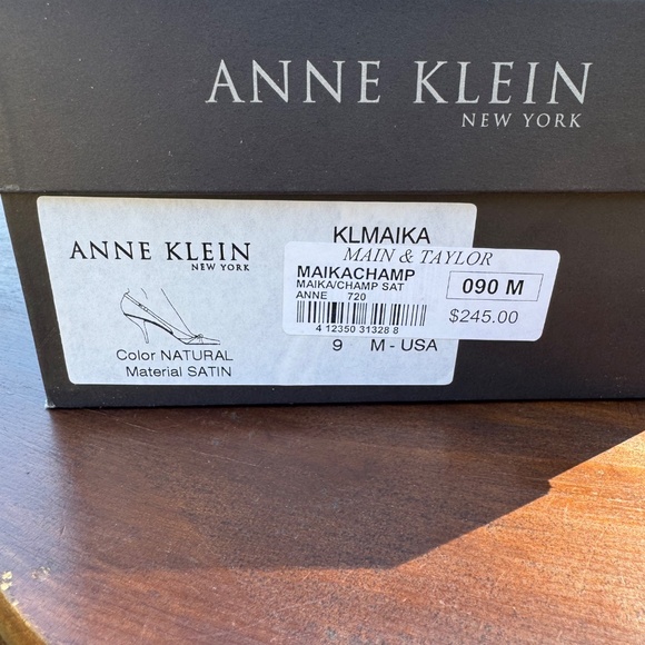 Anne Klein satin slingback kitten heel pumps - Picture 6 of 8